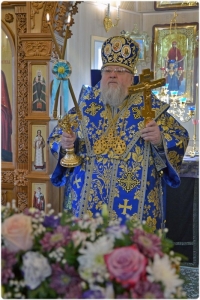 Первая Божественная литургия в Донецкой травматологии